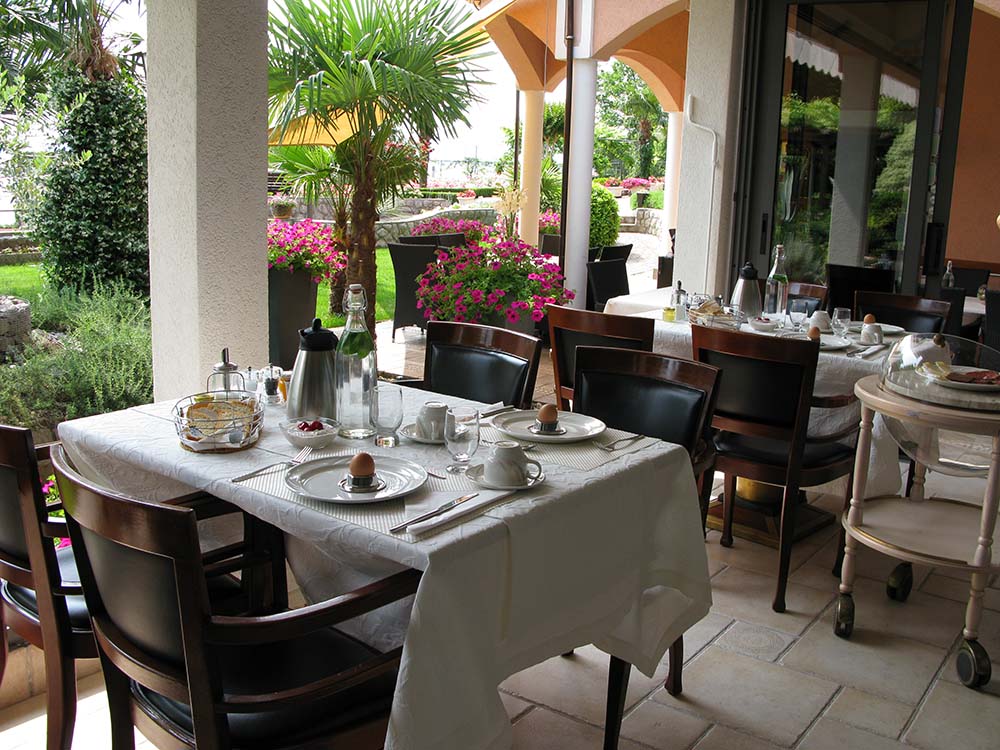 Villa Iris